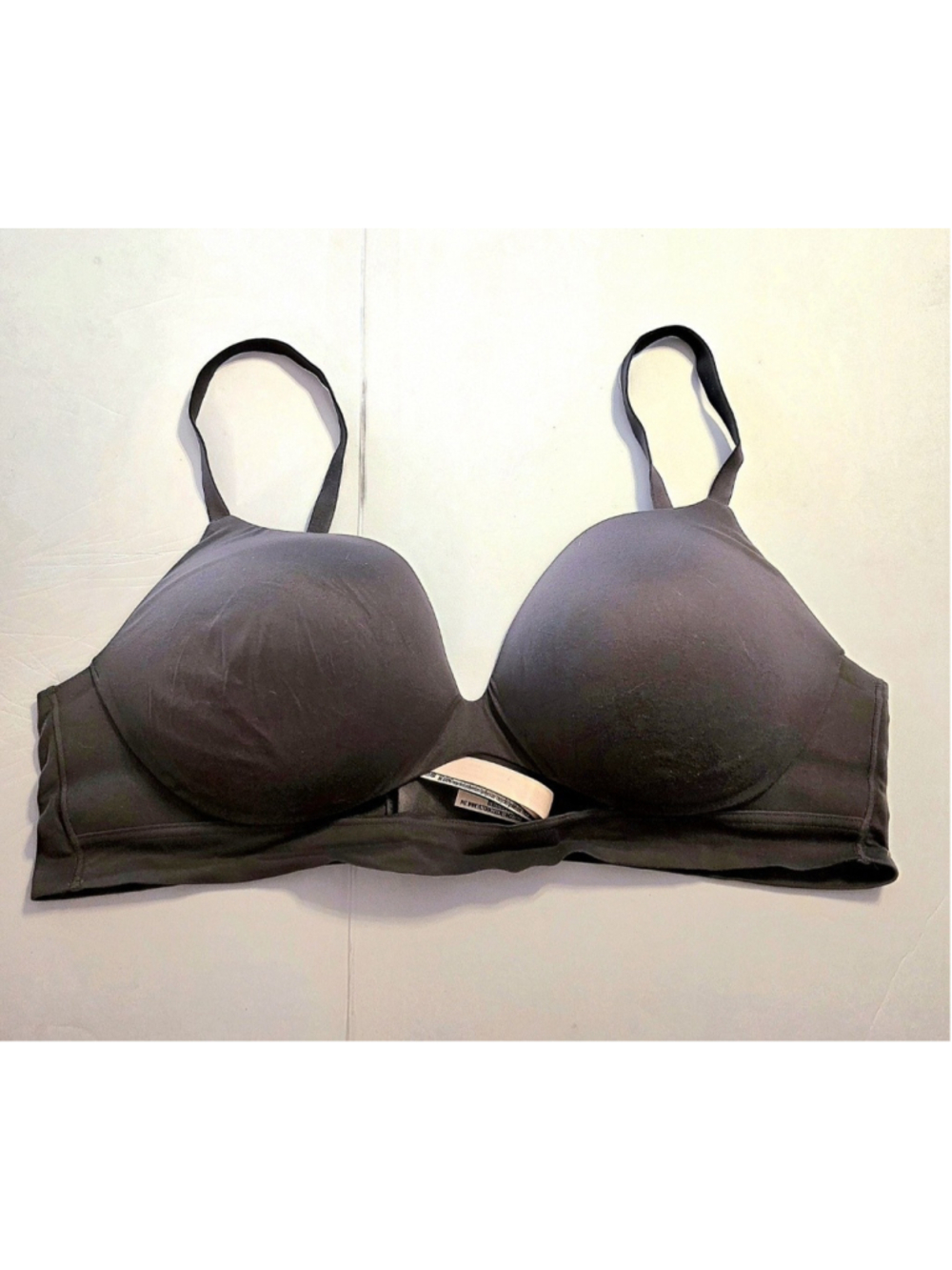 Victoria's Secret Incredible Wireless Padded Bra Gray Purple 38C Seamless